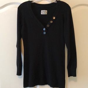 Women’s long sleeve black sweater